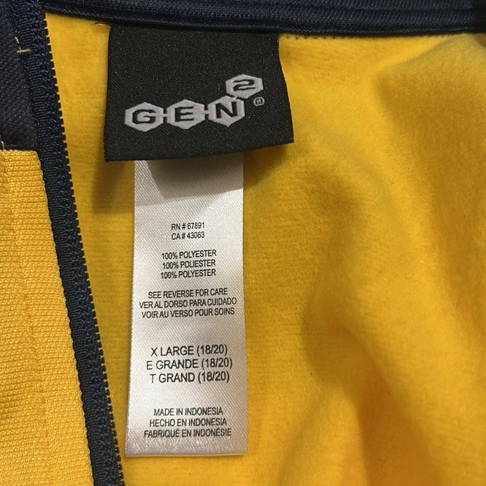 Michigan Wolverines Yellow Navy Quarter Zip Pullover Size Boys XL NWT - Picture 3 of 3